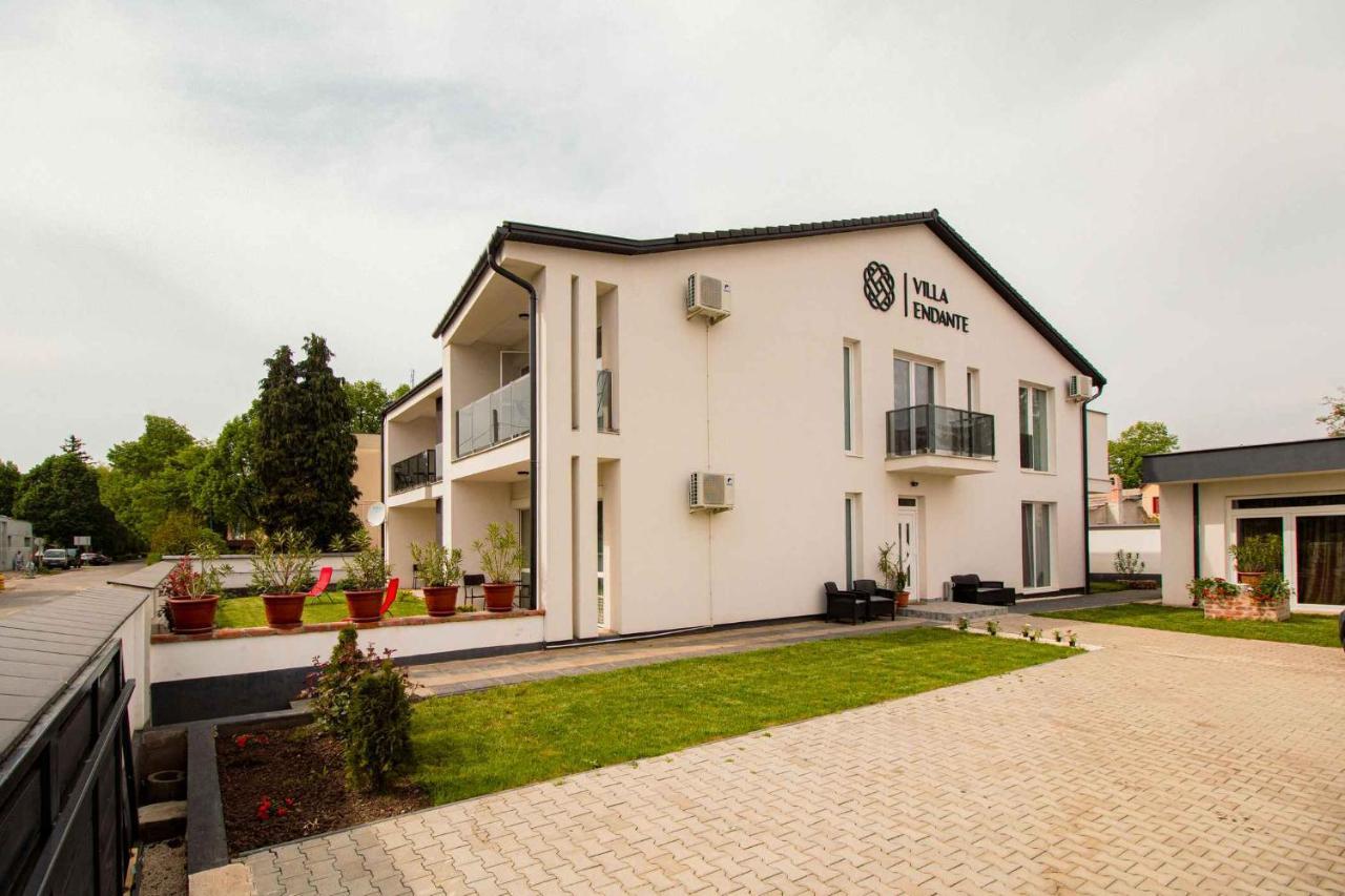Villa Endante Hajduszoboszlo Exterior photo
